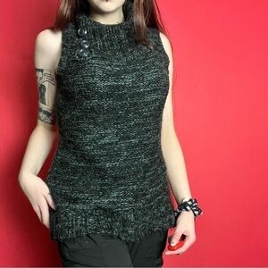 Grey sleeveless sweater  🖤🖤​​​​​​​​​​​​​​​​​